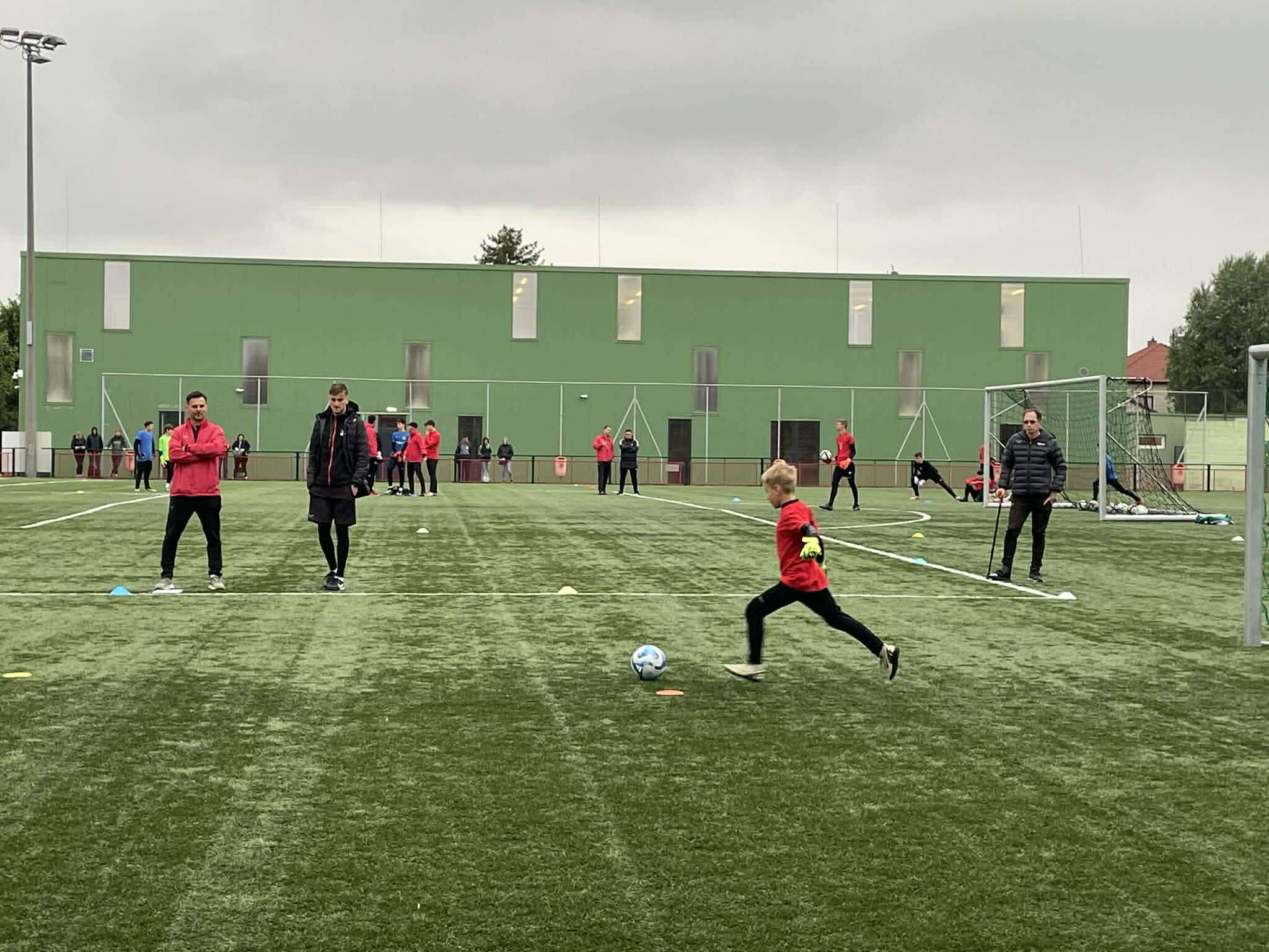 Április 7-én Kapusok Viadala Budafokon!