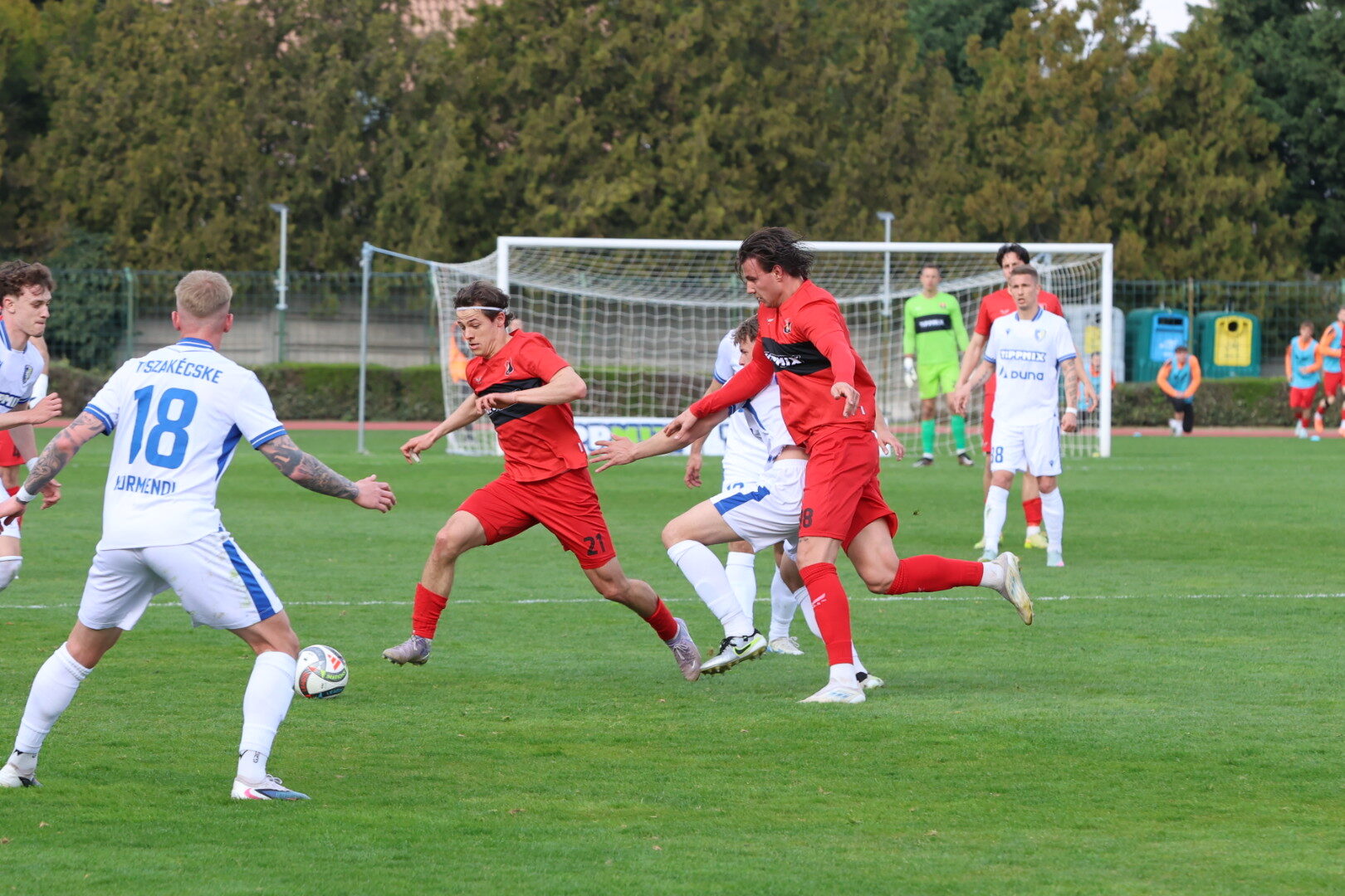 AZ UTOLSÓ PERCEKBEN EGYENLÍTETT, ÉS RABOLT PONTOT A TISZAKÉCSKE